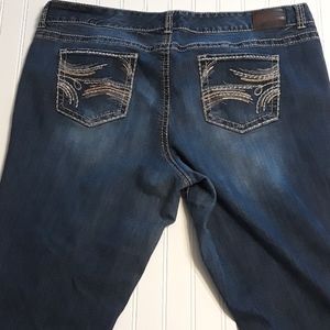 Maurices denim flex plus size 22 regular